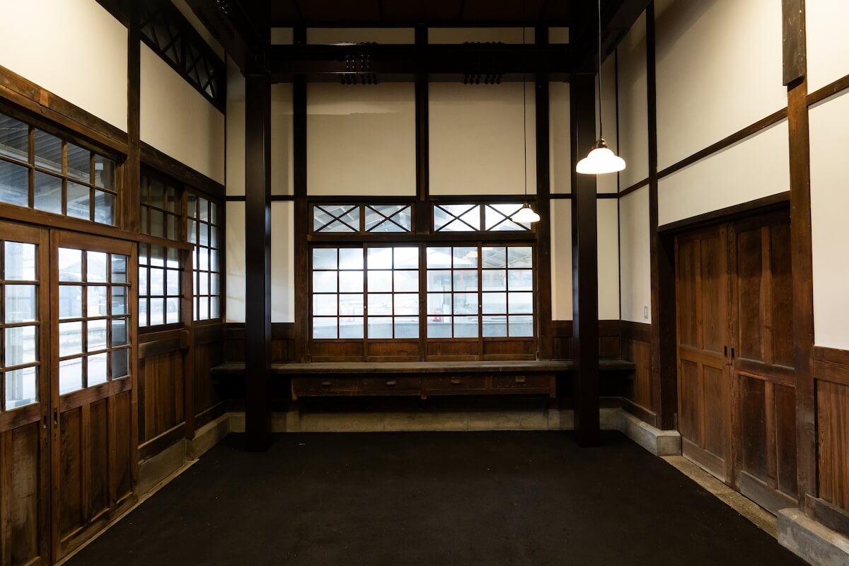 手小荷物扱室（てこにもつあつかいじょ）