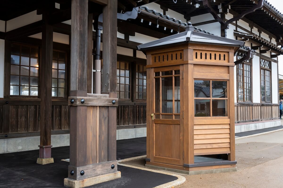 公衆電話ボックス