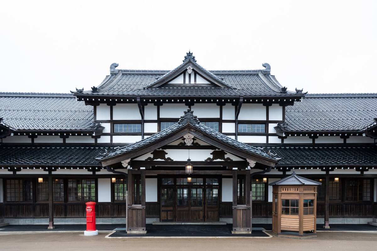 とめぶたがわら